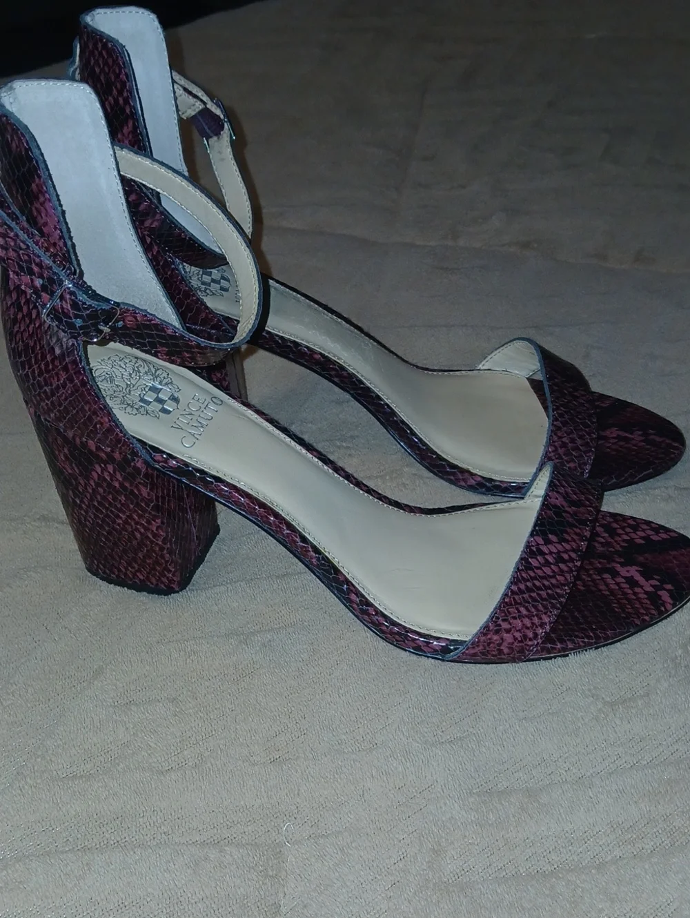 Vince Camuto Burgundy Leather Snake-Print Ankle Strap Block Heels Sz: 9.5